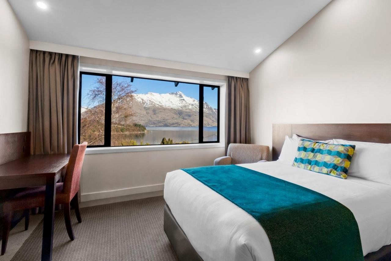 Copthorne Hotel & Resort Lakefront Queenstown 4*