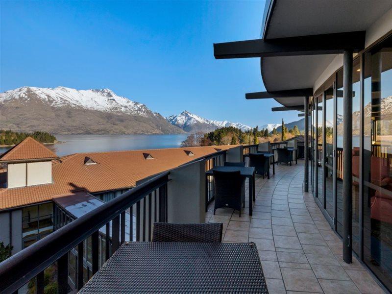 Copthorne Hotel & Resort Lakefront Queenstown 4*