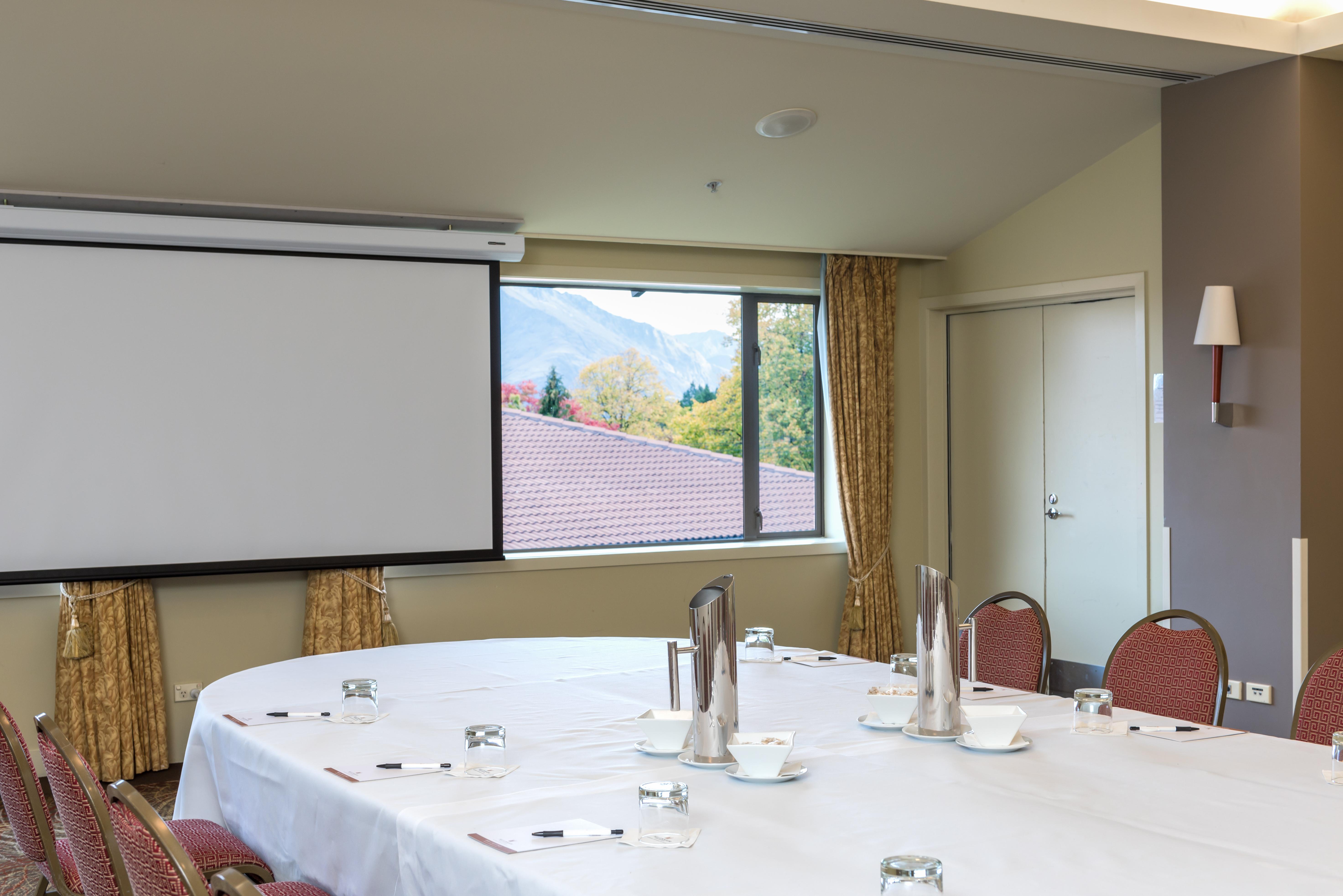 Copthorne Hotel & Resort Lakefront Queenstown Hotel