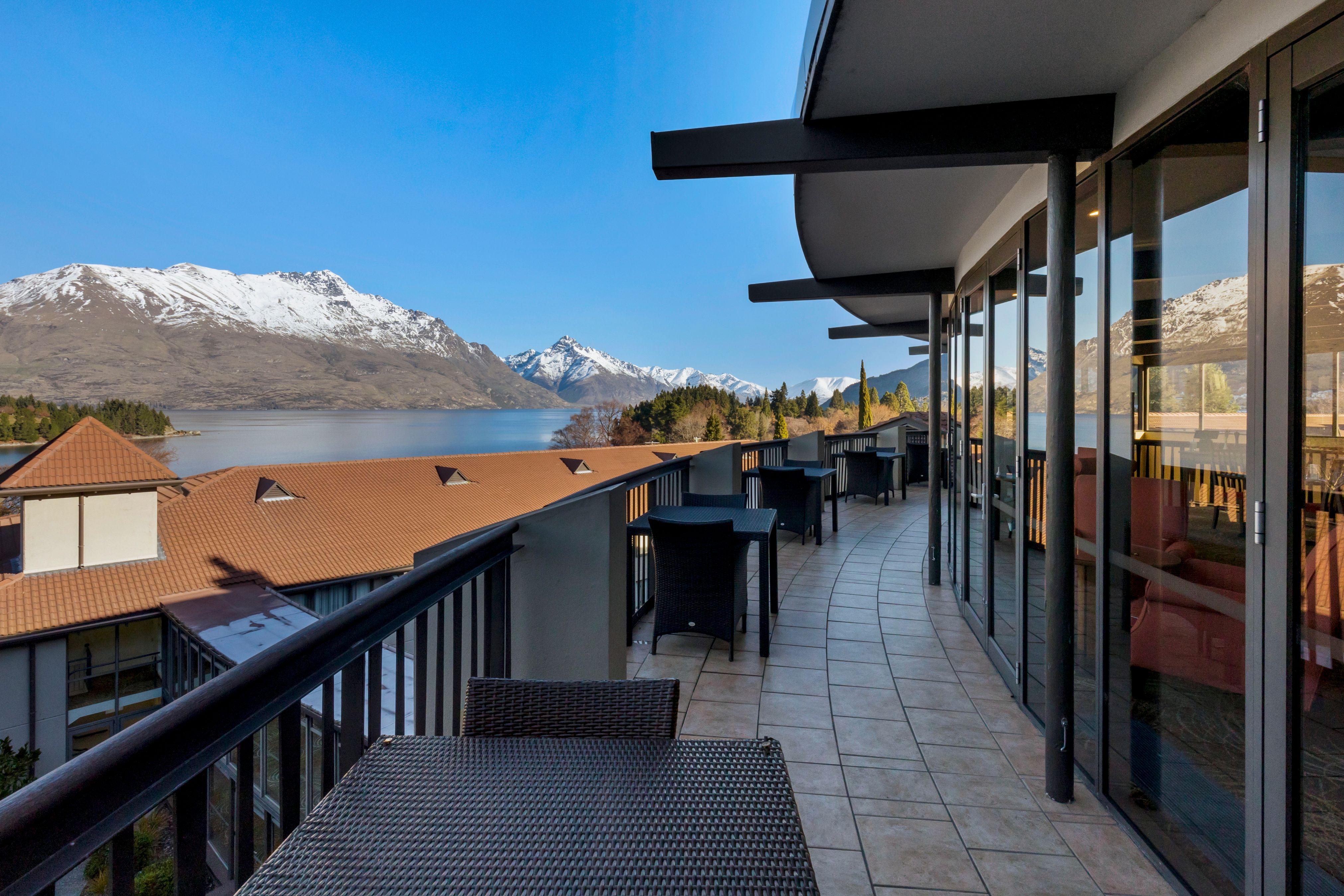 Copthorne Hotel & Resort Lakefront Queenstown 4* Queenstown